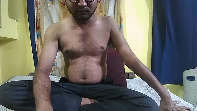 Snapshot of Cute_boy2000 chatting on February 20, 2025, 7:08 pm Cute boy2000 online show from February 20, 2025, 7:08 pm