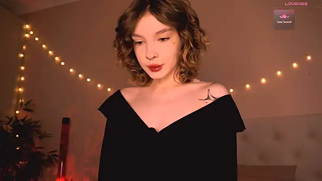 morphesoull online show from October 6, 2025, 11:51 am