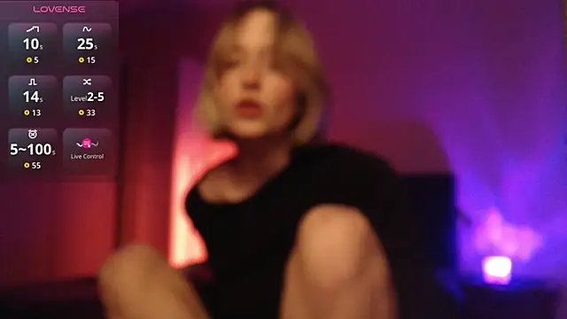 Snapshot of iilovetomatoes chatting on March 15, 2026, 9:32 pm iilovetomatoes online show from March 15, 2026, 9:32 pm