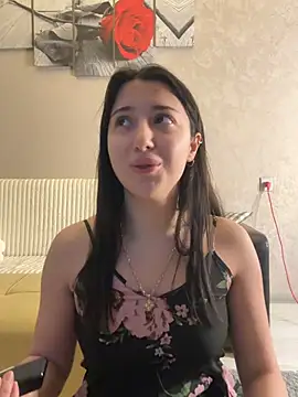 Tasty Nora online show from March 18, 2026, 4:04 am