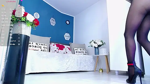 Aphrodite Amely online show from February 19, 2026, 4:03 pm