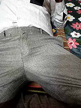 Snapshot of adicma123 chatting on April 13, 2026, 1:05 pm adicma123 online show from April 13, 2026, 1:05 pm