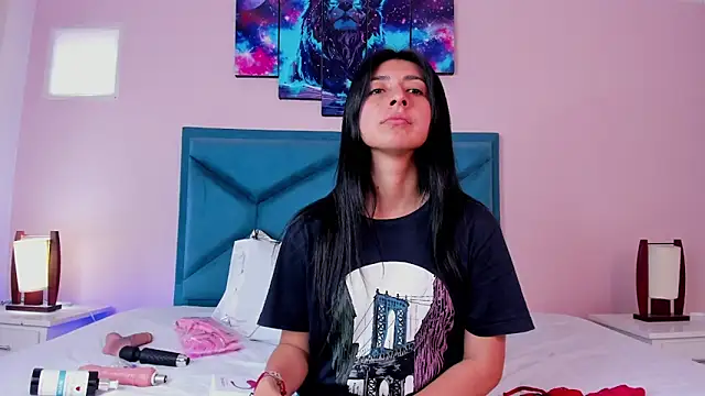 EmmaWilliamss online show from February 7, 2025, 3:19 pm