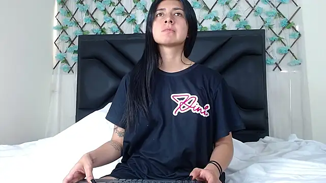 EmmaWilliamss online show from October 2, 2025, 3:41 pm