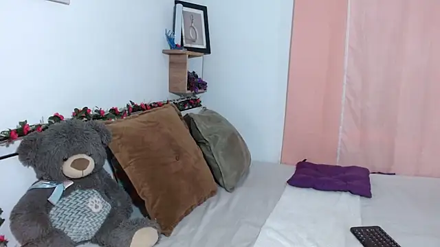 nickyCollins online show from March 21, 2025, 9:34 pm