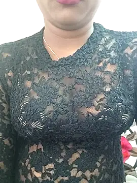 Snapshot of ANGE-MOU chatting on December 16, 2025, 2:38 am ANGE-MOU online show from December 16, 2025, 2:38 am