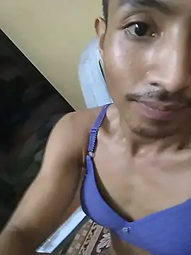 Snapshot of nazirul363108 chatting on July 15, 2026, 4:01 pm nazirul363108 online show from July 15, 2026, 4:01 pm