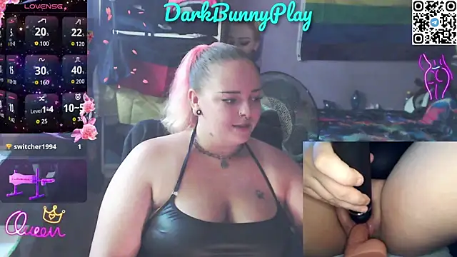 Snapshot of DarkBunnyPlay chatting on July 22, 2026, 7:55 am DarkBunnyPlay online show from July 22, 2026, 7:55 am