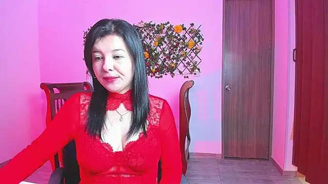 yuya ss online show from October 11, 2025, 2:37 pm