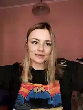 KrissSexi online show from March 18, 2025, 10:46 am