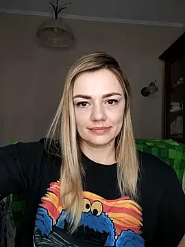 KrissSexi online show from March 22, 2025, 2:25 pm