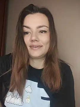 KrissSexi online show from May 3, 2026, 7:03 am