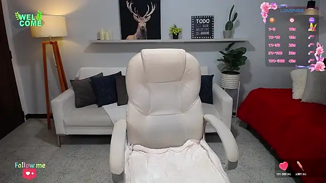 Bianca     online show from October 18, 2025, 10:43 pm