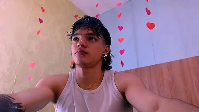 AlbertBernal69 online show from February 15, 2025, 3:09 am