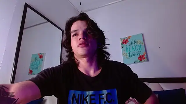 AlbertBernal69 online show from September 12, 2025, 2:00 am