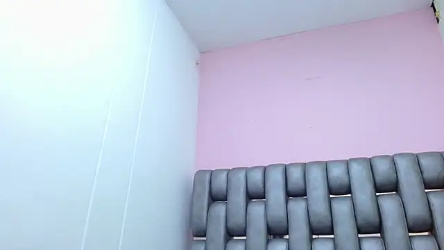 AlbertBernal69 online show from September 19, 2025, 2:24 am