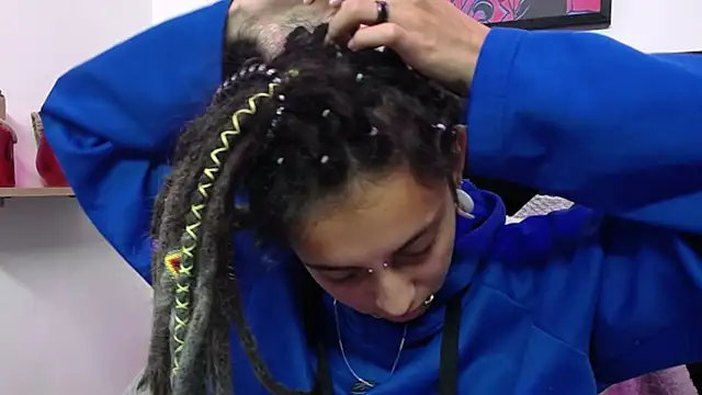 Snapshot of ORIANNA_BODMOD chatting on December 4, 2024, 3:10 pm ORIANNA BODMOD online show from December 4, 2024, 3:10 pm