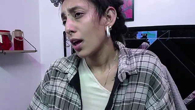 Snapshot of ORIANNA_BODMOD chatting on January 31, 2025, 4:36 am ORIANNA BODMOD online show from January 31, 2025, 4:36 am