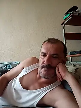 Snapshot of bestofyalcinturkey chatting on November 8, 2025, 2:17 pm bestofyalcinturkey online show from November 8, 2025, 2:17 pm