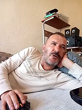 Snapshot of bestofyalcinturkey chatting on November 13, 2025, 8:57 am bestofyalcinturkey online show from November 13, 2025, 8:57 am