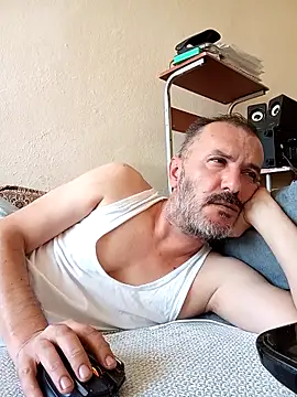 Snapshot of bestofyalcinturkey chatting on November 15, 2025, 10:45 am bestofyalcinturkey online show from November 15, 2025, 10:45 am