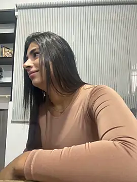 ZiaCalifa online show from December 1, 2025, 1:16 pm