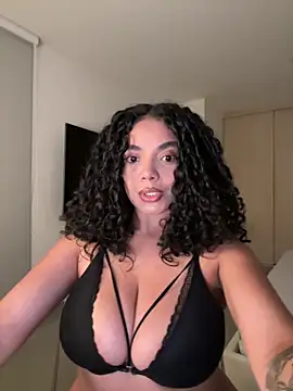 Snapshot of Mariecurl chatting on November 21, 2025, 3:16 am Mariecurl online show from November 21, 2025, 3:16 am