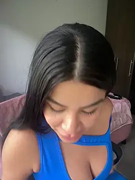 Snapshot of Insane_Issa chatting on February 19, 2026, 5:20 pm Insane Issa online show from February 19, 2026, 5:20 pm