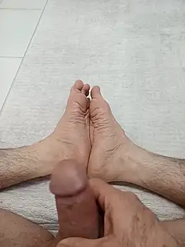 Hardapple01 online show from March 5, 2025, 12:49 am