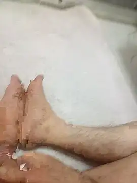 Hardapple01 online show from March 15, 2026, 9:21 pm