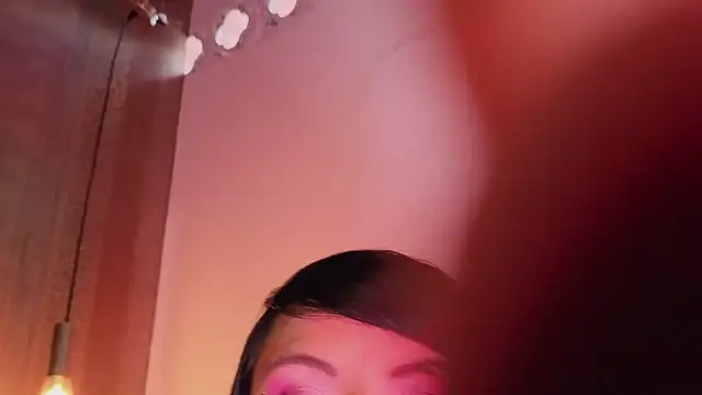 Snapshot of MishaKinki chatting on March 19, 2026, 6:56 pm MishaKinki online show from March 19, 2026, 6:56 pm