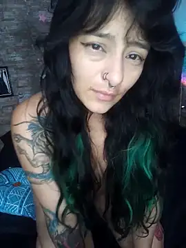 Snapshot of AngelaQueen_ chatting on March 4, 2025, 9:32 pm AngelaQueen online show from March 4, 2025, 9:32 pm