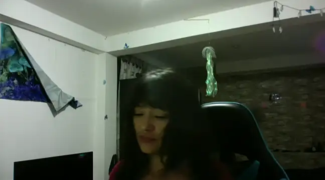 Snapshot of AngelaQueen_ chatting on March 7, 2025, 10:54 pm AngelaQueen online show from March 7, 2025, 10:54 pm