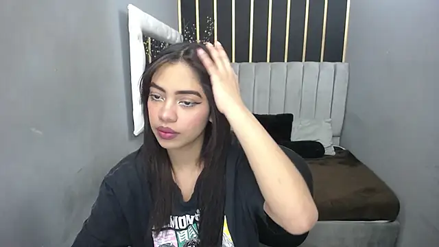 Snapshot of keizy__conte chatting on December 10, 2024, 7:54 pm keizy conte online show from December 10, 2024, 7:54 pm