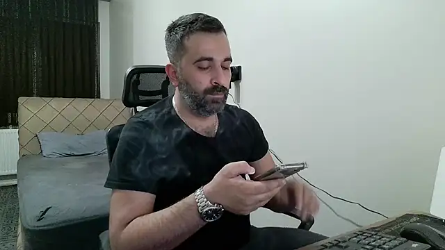 Snapshot of tgltplsr chatting on February 8, 2026, 9:29 pm tgltplsr online show from February 8, 2026, 9:29 pm