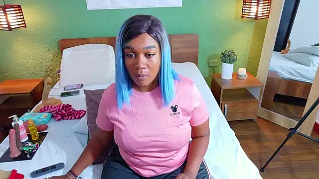 Snapshot of dannaahbrown chatting on October 3, 2025, 8:06 pm dannaahbrown online show from October 3, 2025, 8:06 pm