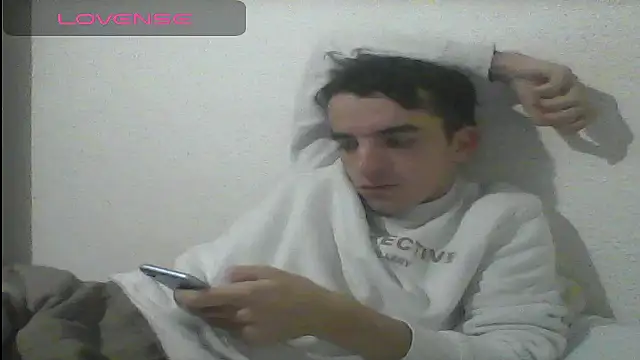 Tombgy07 online show from December 18, 2024, 8:36 pm