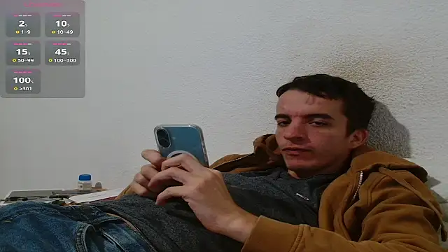 Tombgy07 online show from September 26, 2025, 7:40 pm