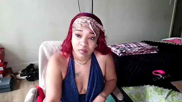 Snapshot of YasmineMinaj chatting on July 28, 2026, 4:39 pm YasmineMinaj online show from July 28, 2026, 4:39 pm