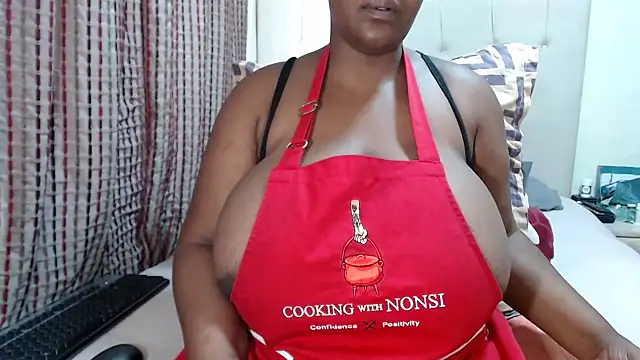 CHOCOLATEDARKBUSTYX online show from January 27, 2025, 5:47 am