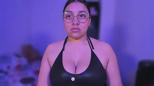 Soysofiarodrigu online show from March 13, 2025, 7:50 pm