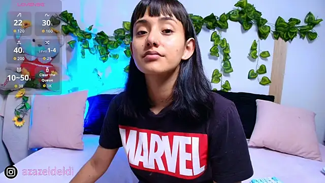 tati cardenas online show from November 25, 2025, 4:56 am