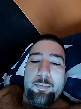 juuuaniii online show from March 15, 2026, 11:16 am