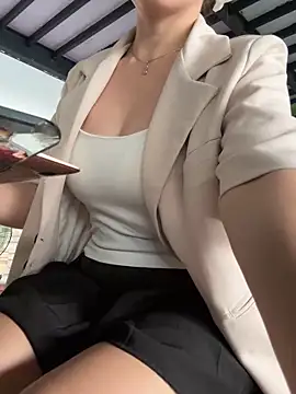 Jessical online show from February 15, 2025, 4:36 am