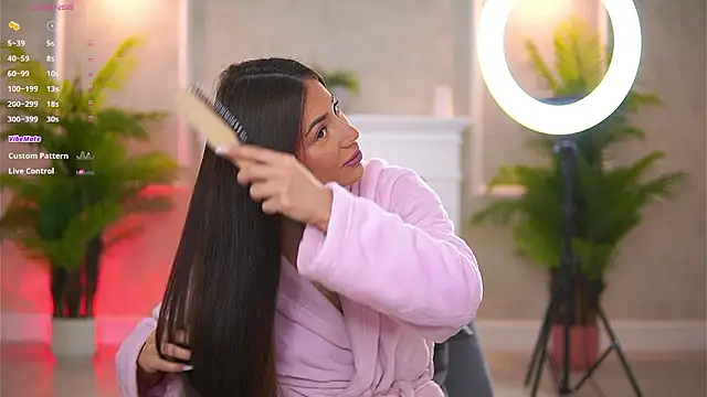 Snapshot of Abbela_White chatting on January 19, 2026, 7:23 am Abbela White online show from January 19, 2026, 7:23 am