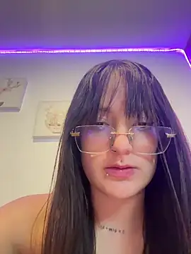 Megan lu2 online show from February 5, 2025, 9:04 am