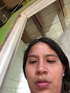 moncerrat luna online show from March 10, 2026, 9:53 pm