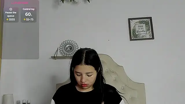 aliice walker  online show from February 3, 2025, 12:14 pm