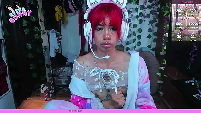 Roxanbunny1 online show from March 4, 2025, 2:21 pm