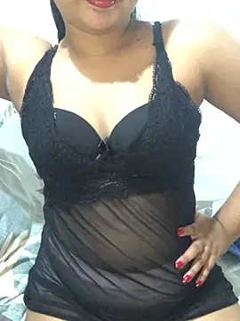 Snapshot of Rose_Olivia chatting on February 2, 2025, 1:52 pm Rose Olivia online show from February 2, 2025, 1:52 pm